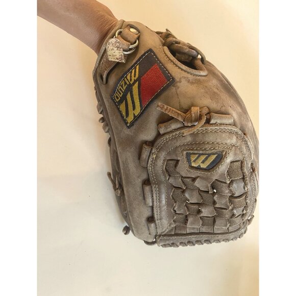 Mizuno Max Flex Professional Model Baseball Glove: RHT 12/13” - Picture 1 of 10